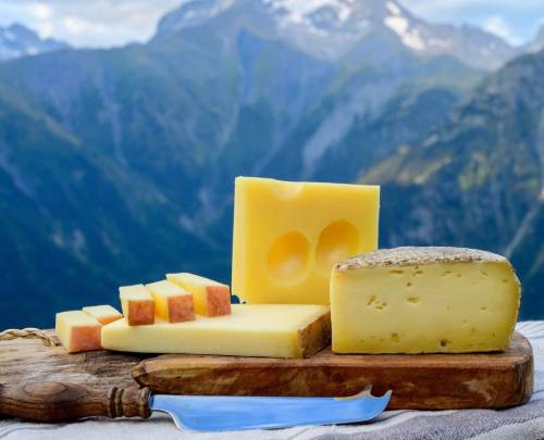 box fromage avec vu sur les montagnes